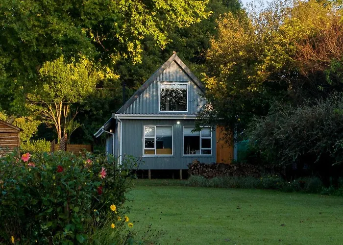 Glen Islay Self Catering Cottage